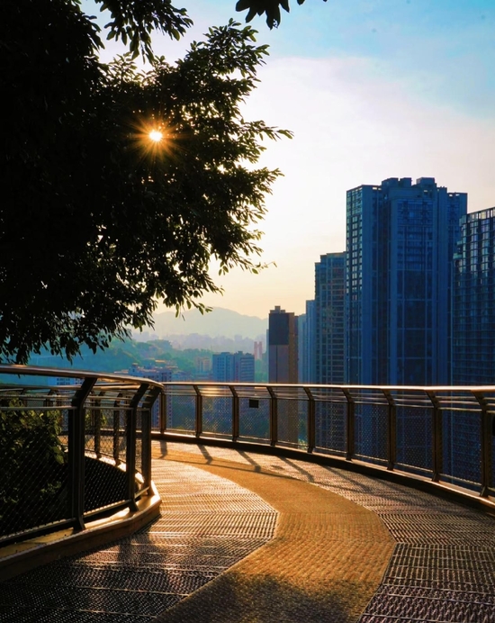 半山崖線(李壯 攝).jpeg